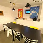 Grand Hostel *